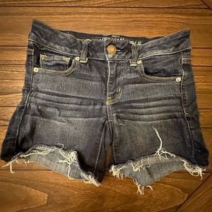 AE Cutoff Shorts Sz 4